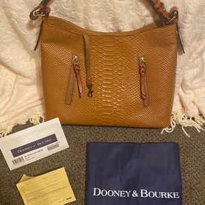 New Dooney and Bourke Cooper Caldwel hobo